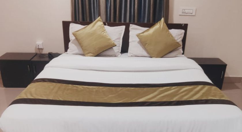 Hotel 7 Hills in Hyderabad