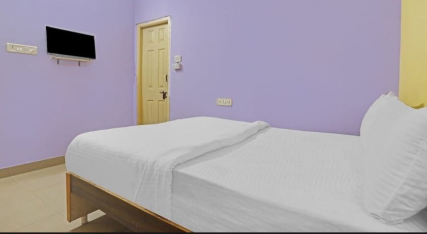 Hotel Moon Light in Hyderabad