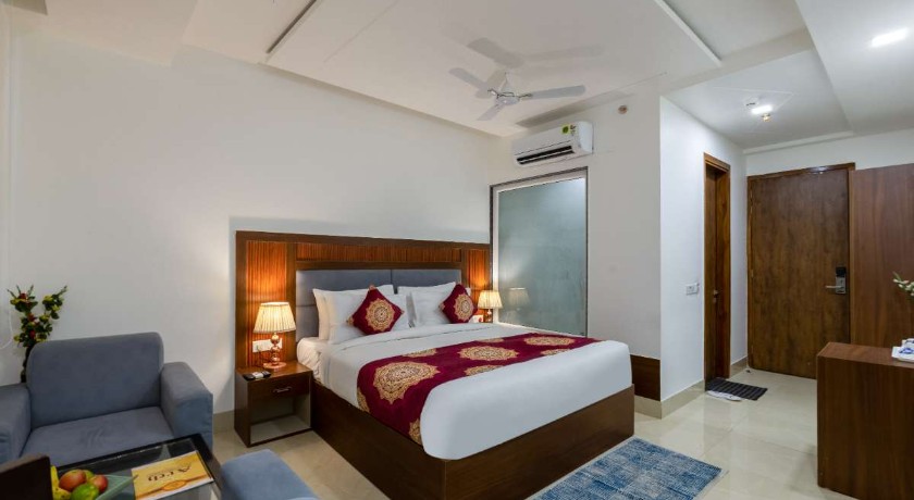 Hotel Arch in Delhi
