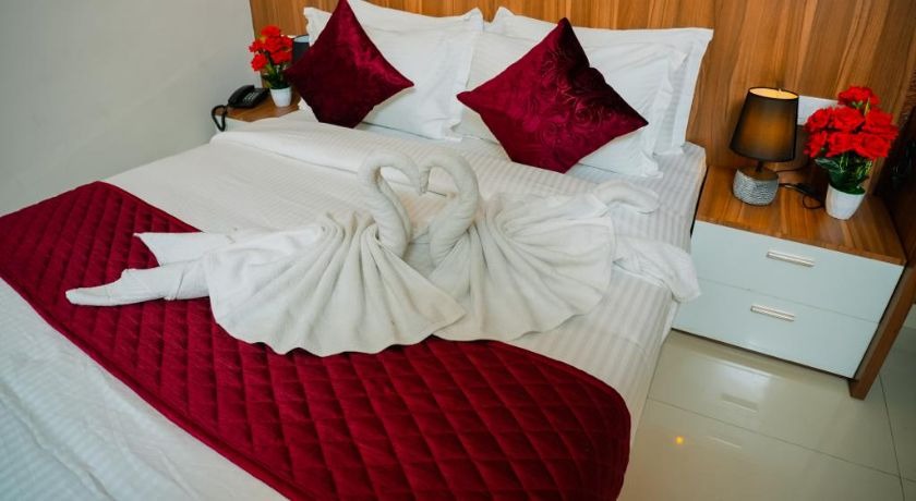 Hotel Palmyra Grand Inn in Kochi