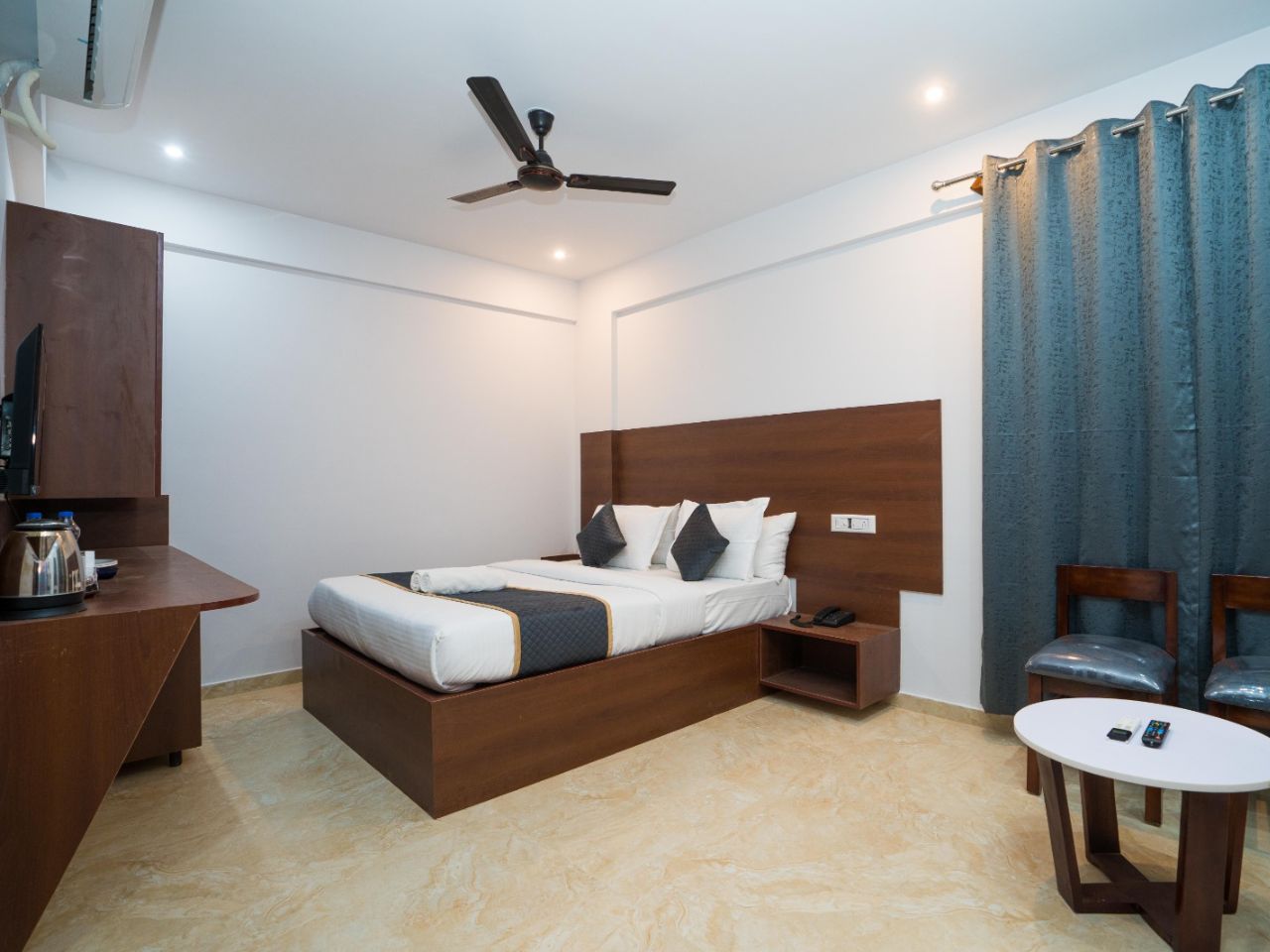 Hotel Tree Suites in Bangalore