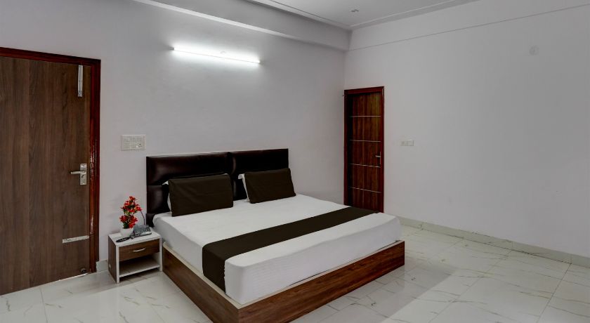 Hotel Kanak Residency in Noida