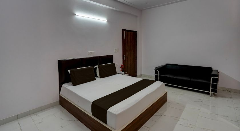 Hotel Kanak Residency in Noida