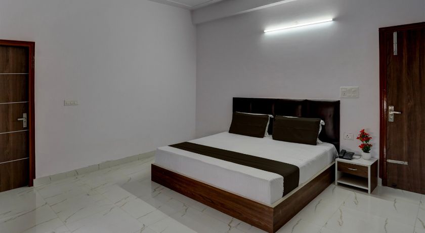 Hotel Kanak Residency in Noida