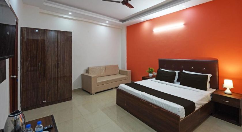 Hotel Noida Stays in Noida