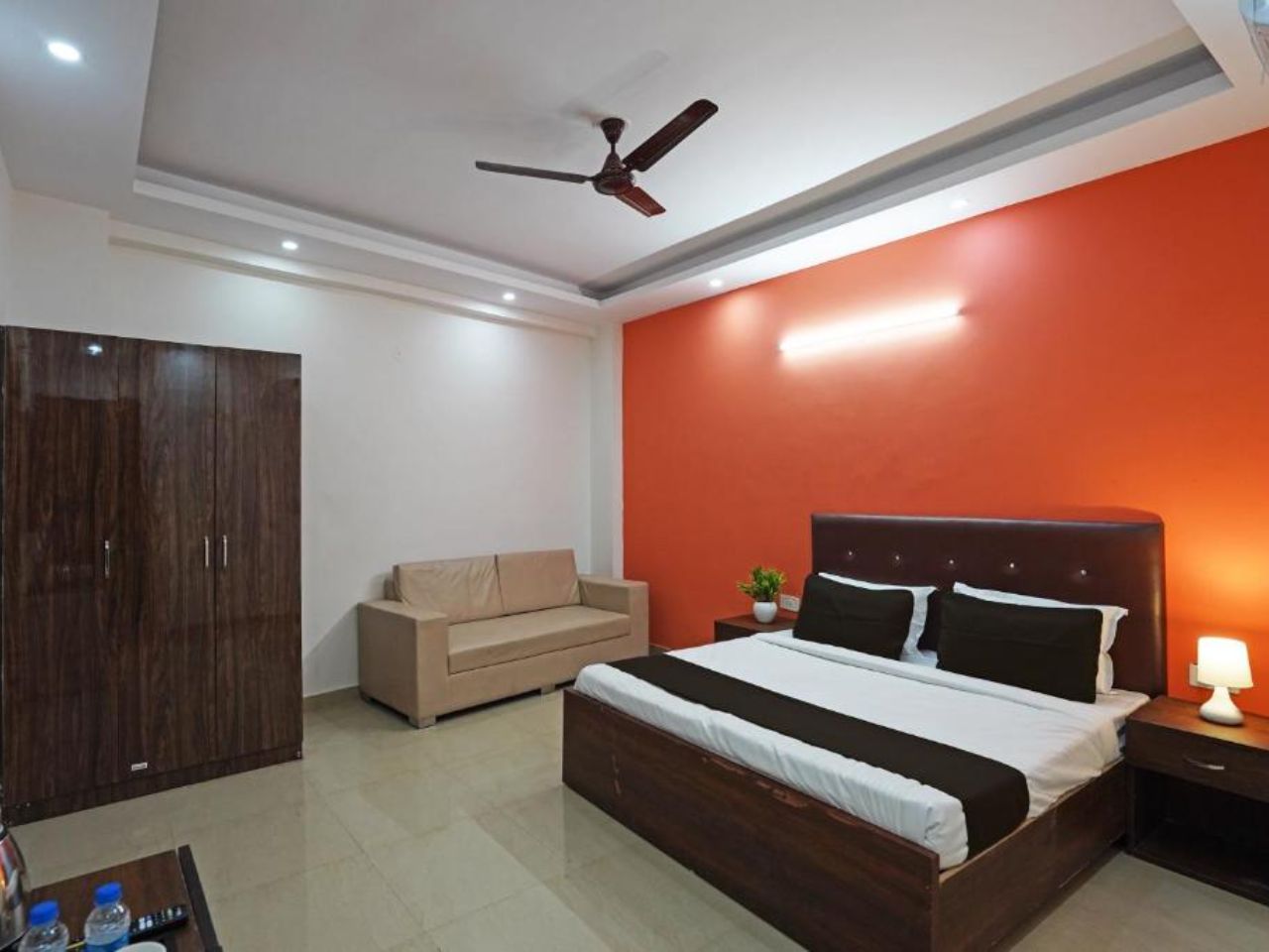 Hotel Noida Stays in Noida