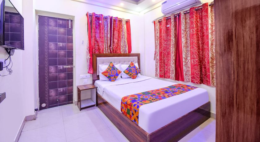 Hotel B.S Plaza in Kolkata