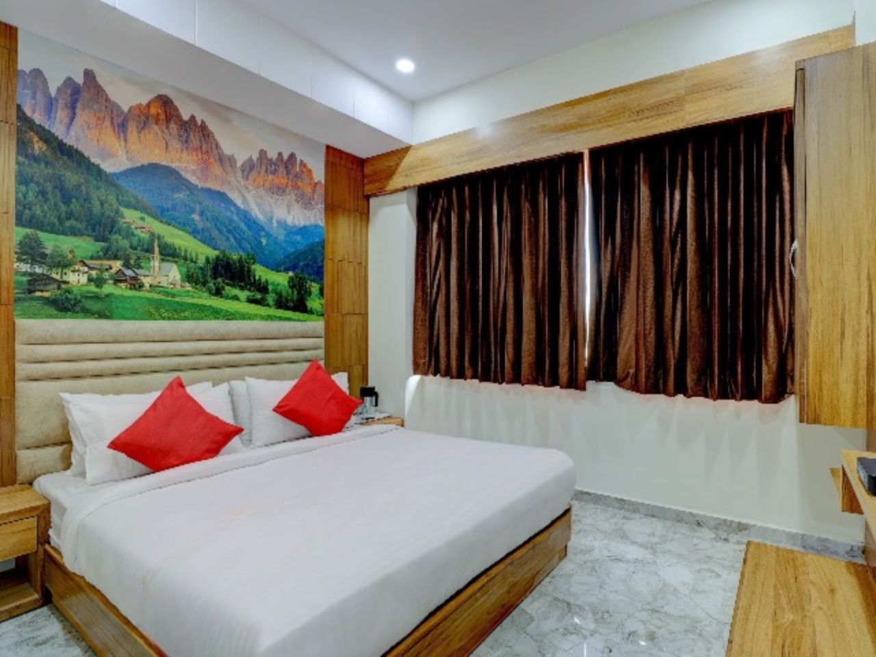 Hotel Sai Villa in Ahmedabad