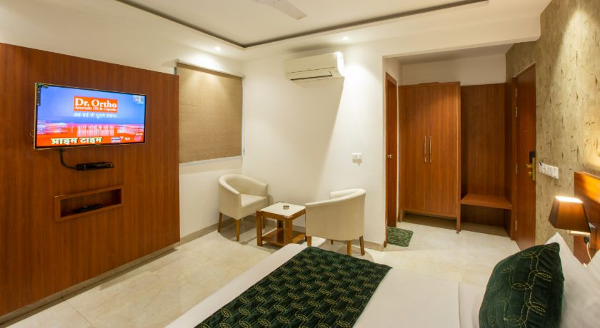 Hotel Arch Suites in Delhi