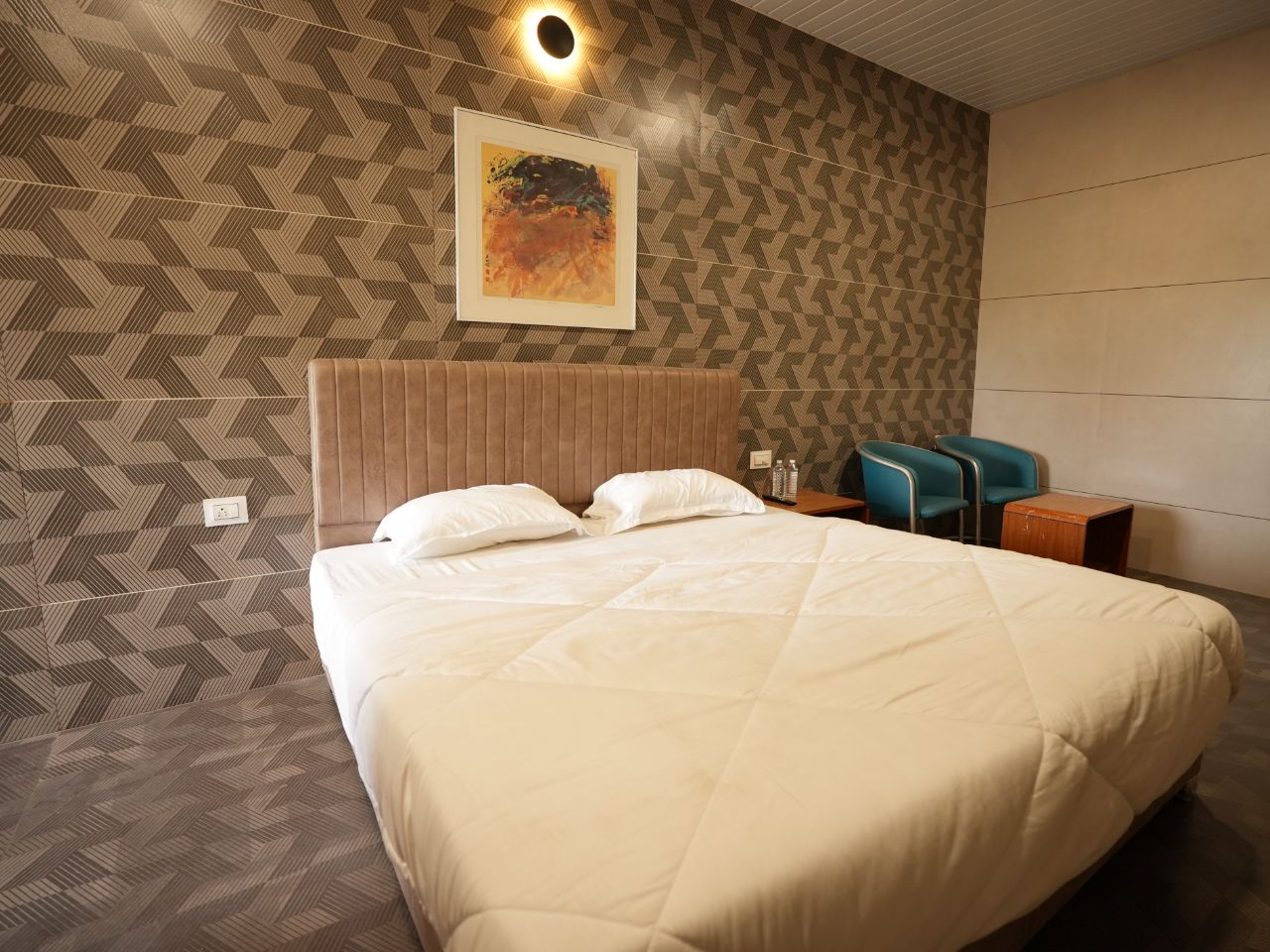 Vihara inn in Vasai