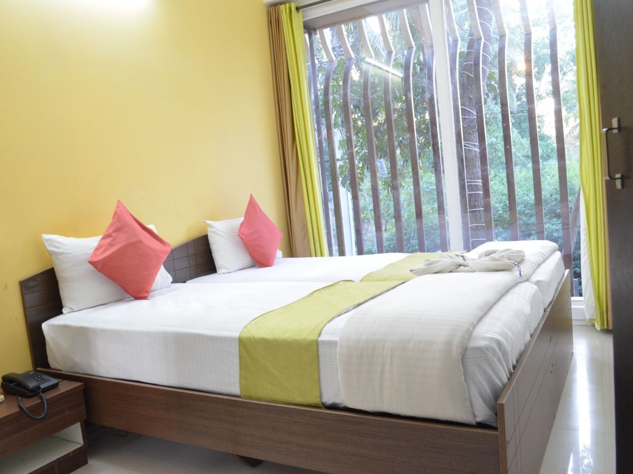 Hotel Acacia Yelahanka in Bangalore