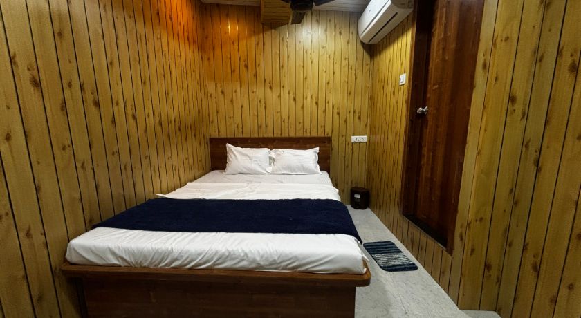 Hotel PKs  Shahanai in Thane
