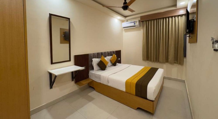 Hotel R K in Bangalore