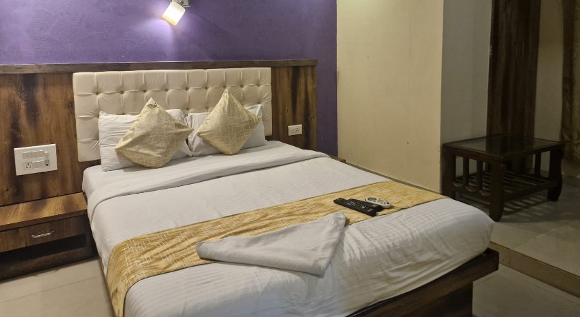 Hotel Golden Park in Mumbai