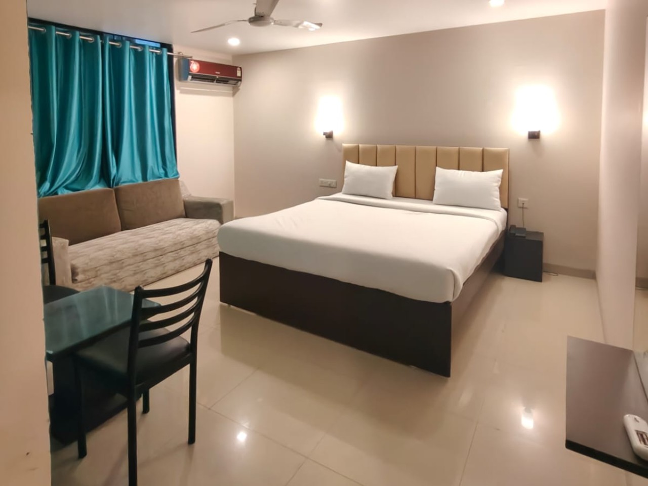 Hotel Classy Stay in Pune
