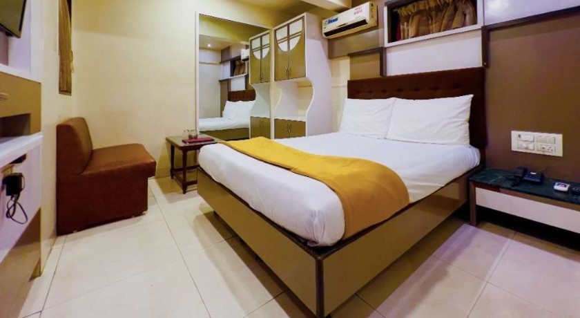 Hotel Dwaraka in Mumbai