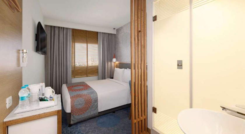 Holiday Inn Express-Pimpri in Pune