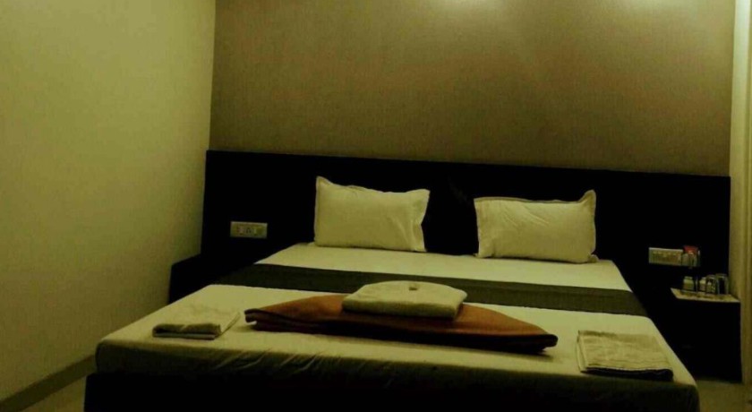 Hotel Raj Cottage in Karjat Raigarh