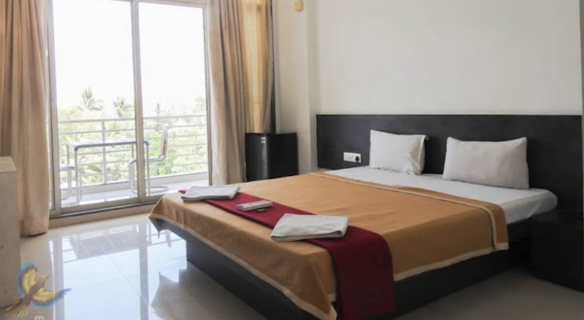 Hotel Raj Cottage in Karjat Raigarh