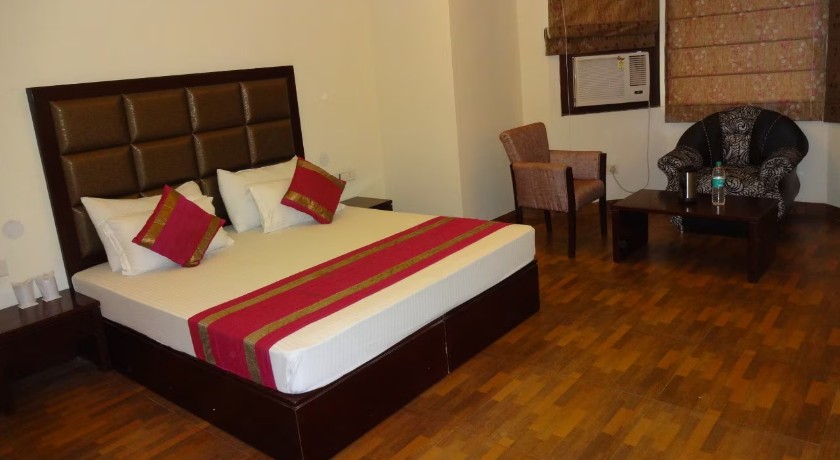 Shimla Hotel and Resorts in Lucknow