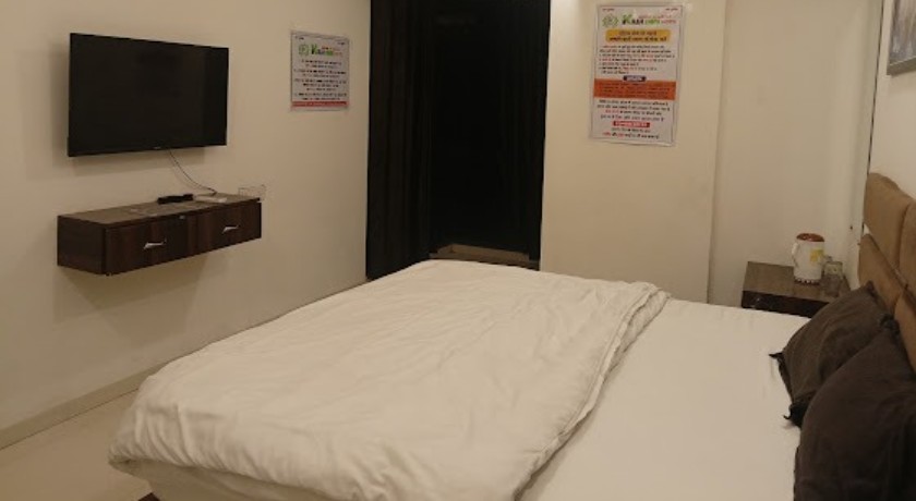 Hotel Kiwi Inn in Indore
