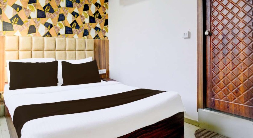 Hotel Angel Park in Ahmedabad