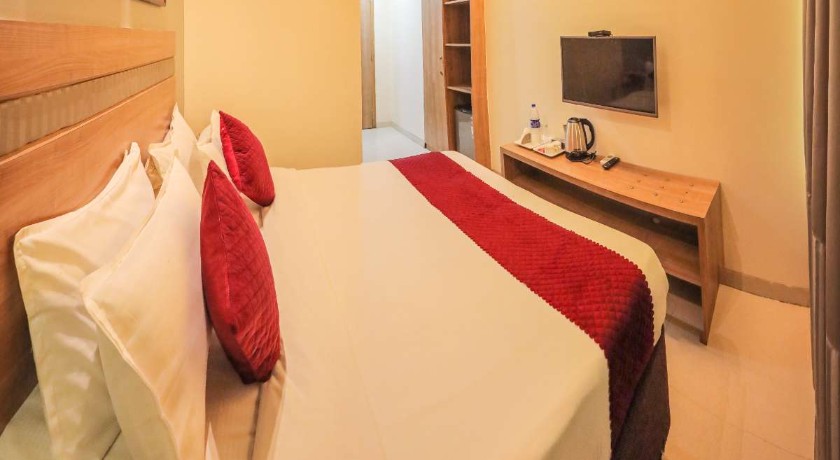 Hotel Akasa International in Mumbai