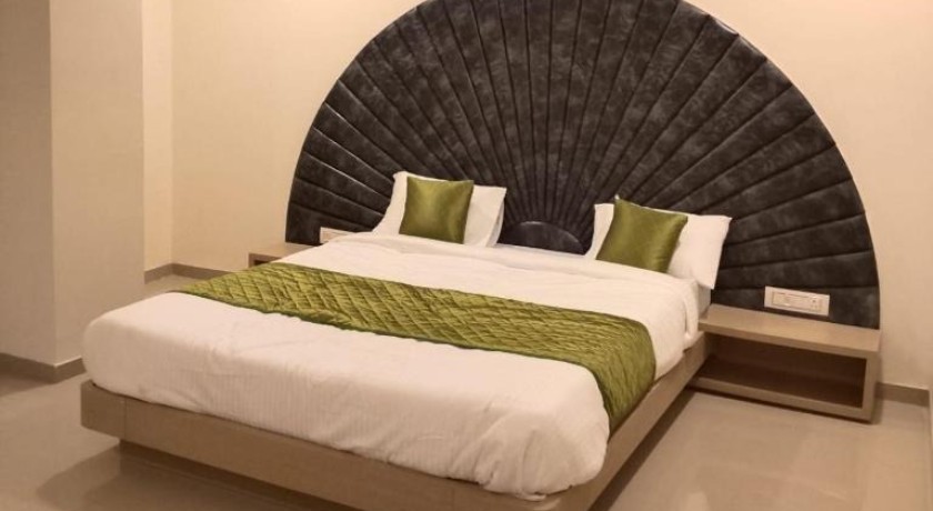 Hotel Krishna Park in Anand
