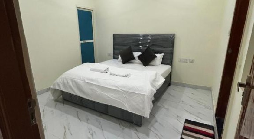 Narayana Stay in Varanasi