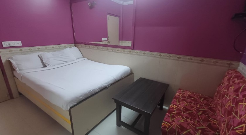 Sai Shraddha Guest House in Mumbai