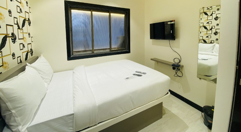 Hotel Rose Inn in Mumbai