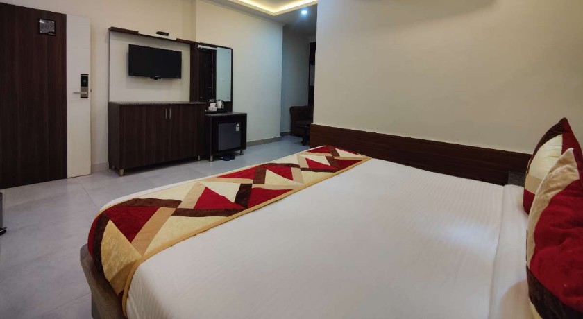 Hotel Mandi Heights in Mandi