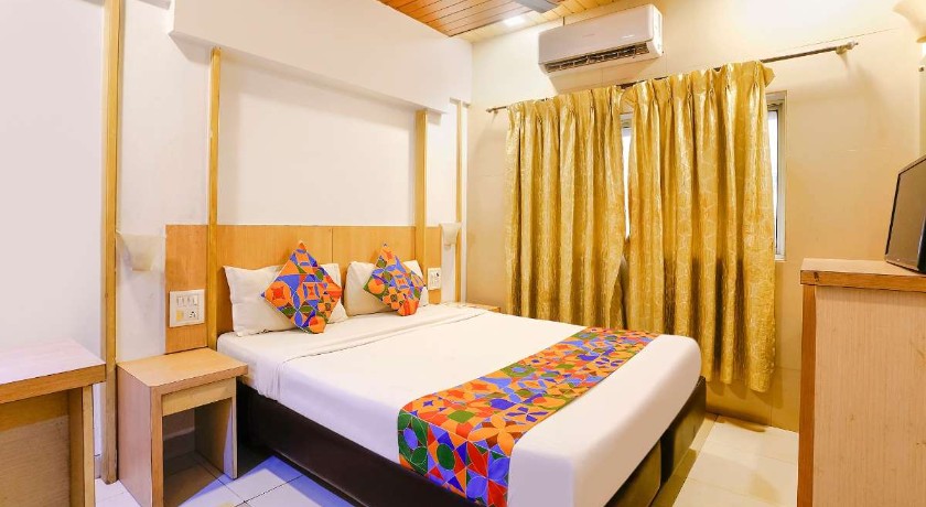 Hotel Panchratna in Panvel