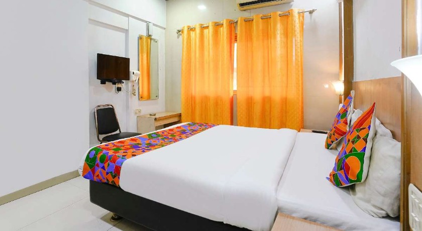 Hotel Panchratna in Panvel