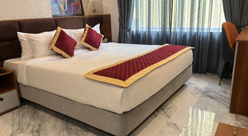 Sabus Grand Royale Hotel in Thiruvananthapuram