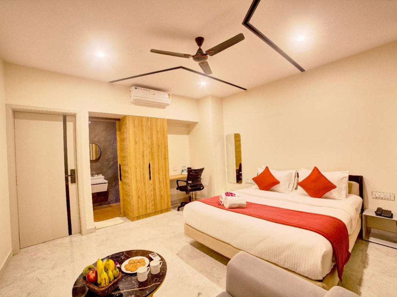 Gateway Transit Hotel in Bangalore