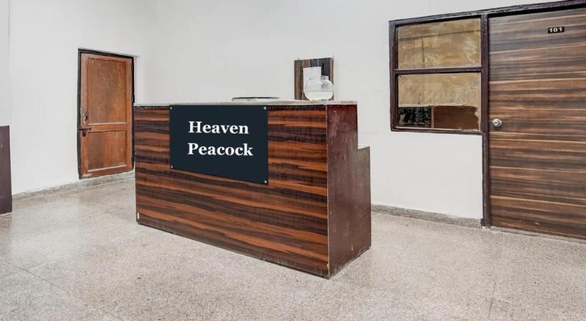Hotel Heaven Peacock in Noida