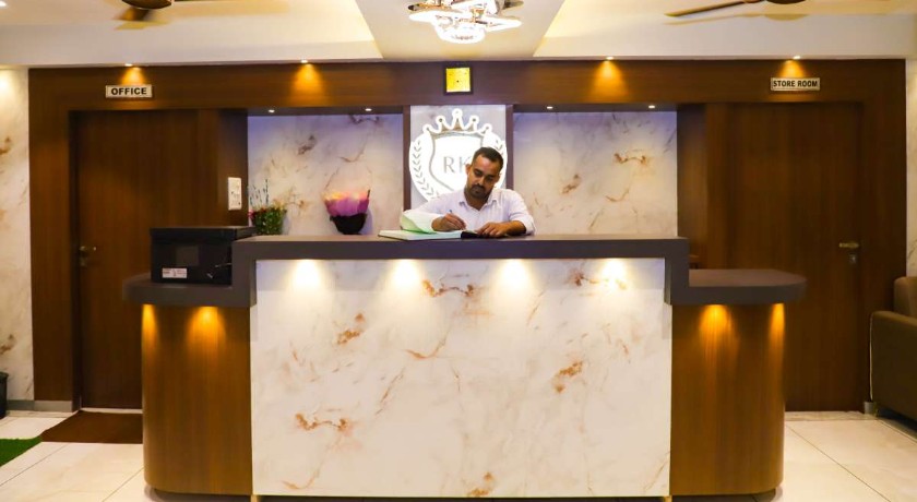 R.K Hotel in Vasai