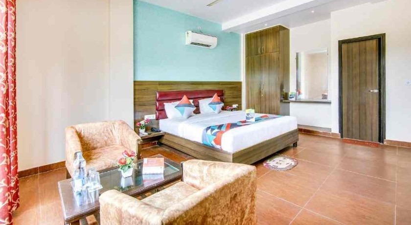 Hotel Gayatri Palace in Lucknow