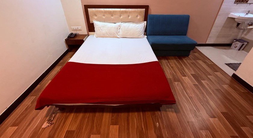 Hotel SK Galaxy  in Thane