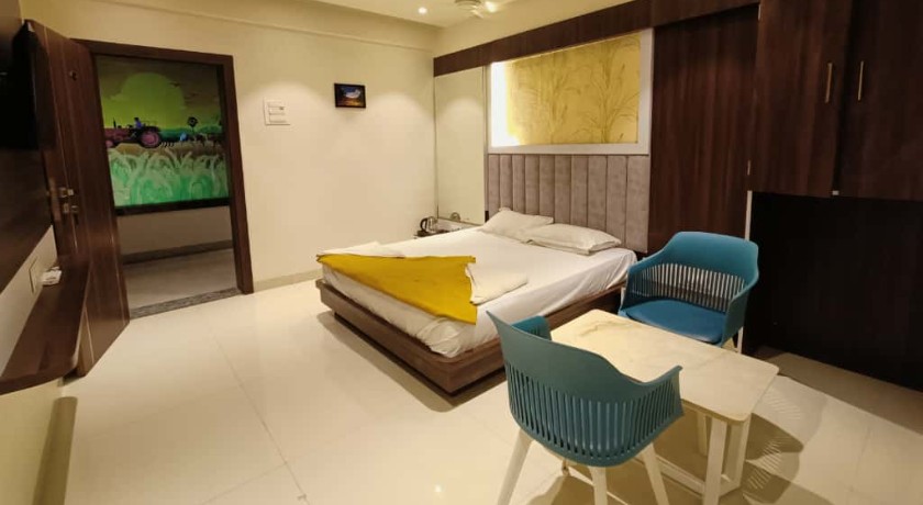 Tanish Lodging and Boarding in Thane