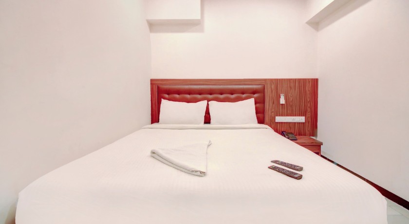 Hotel Aura Nest in Mumbai