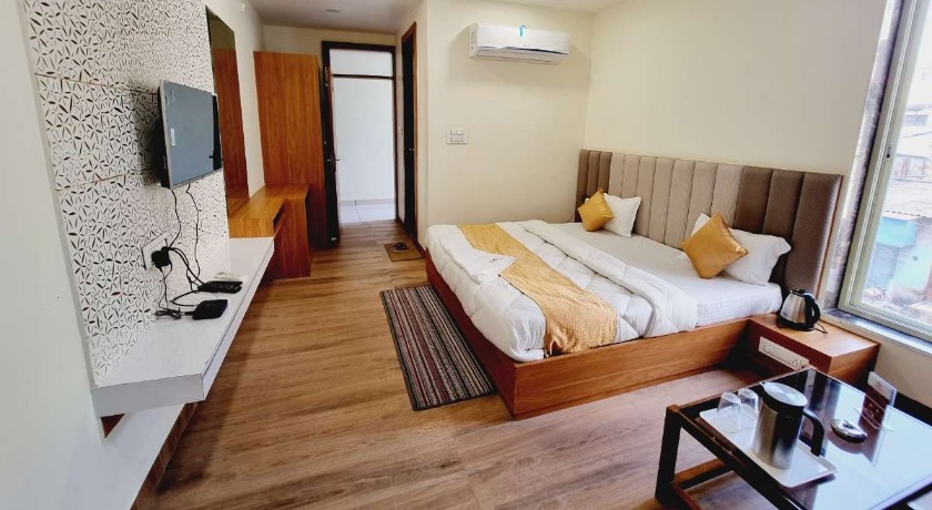 Hotel Jashan Palace in Bhopal